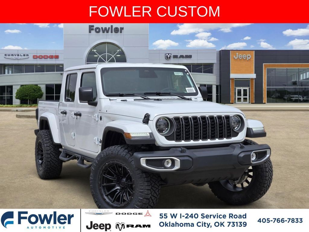 2026 Jeep Gladiator Sahara