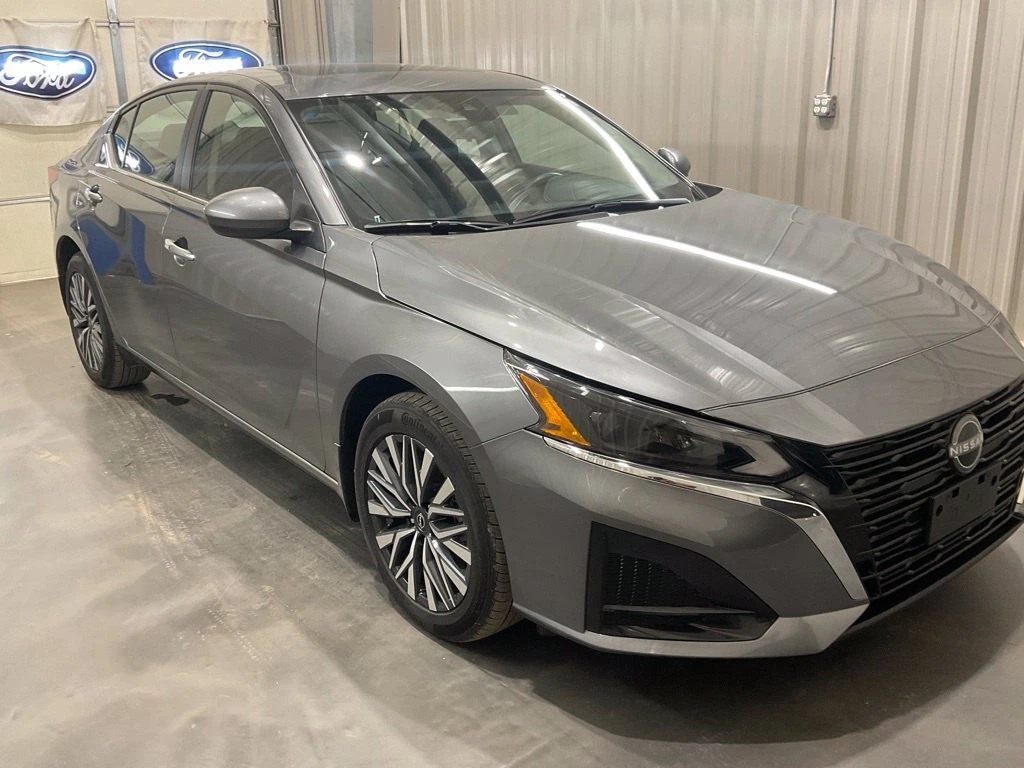 Used 2024 Nissan Altima SV with VIN 1N4BL4DWXRN301239 for sale in Wellston, OK