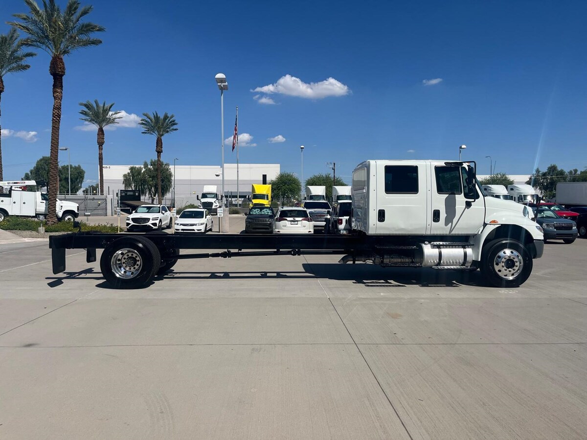2019 International 4300 in Phoenix, AZ — photo 6