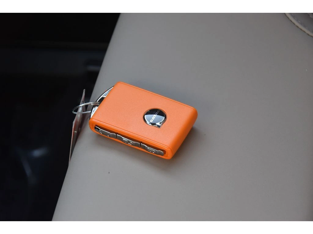 2026 Volvo - image 39