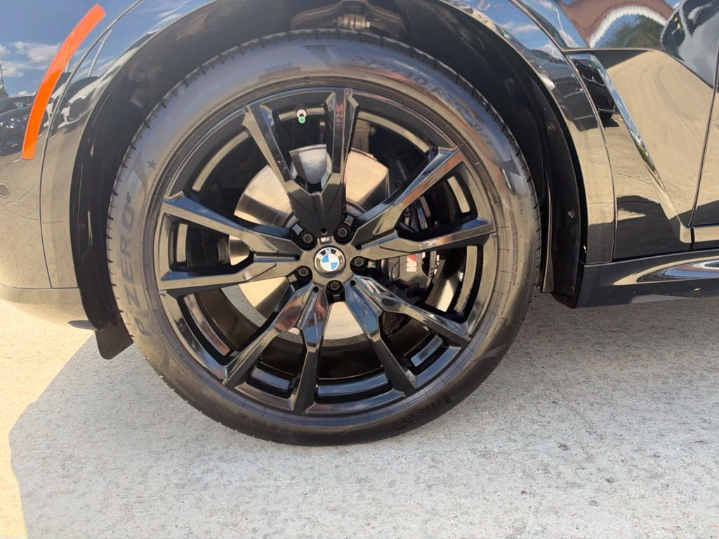 2026 BMW X7 M60i - Photo 9