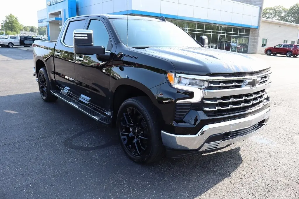 Used 2024 Chevrolet Silverado 1500 LTZ with VIN 2GCUDGED3R1183616 for sale in Atwater, OH
