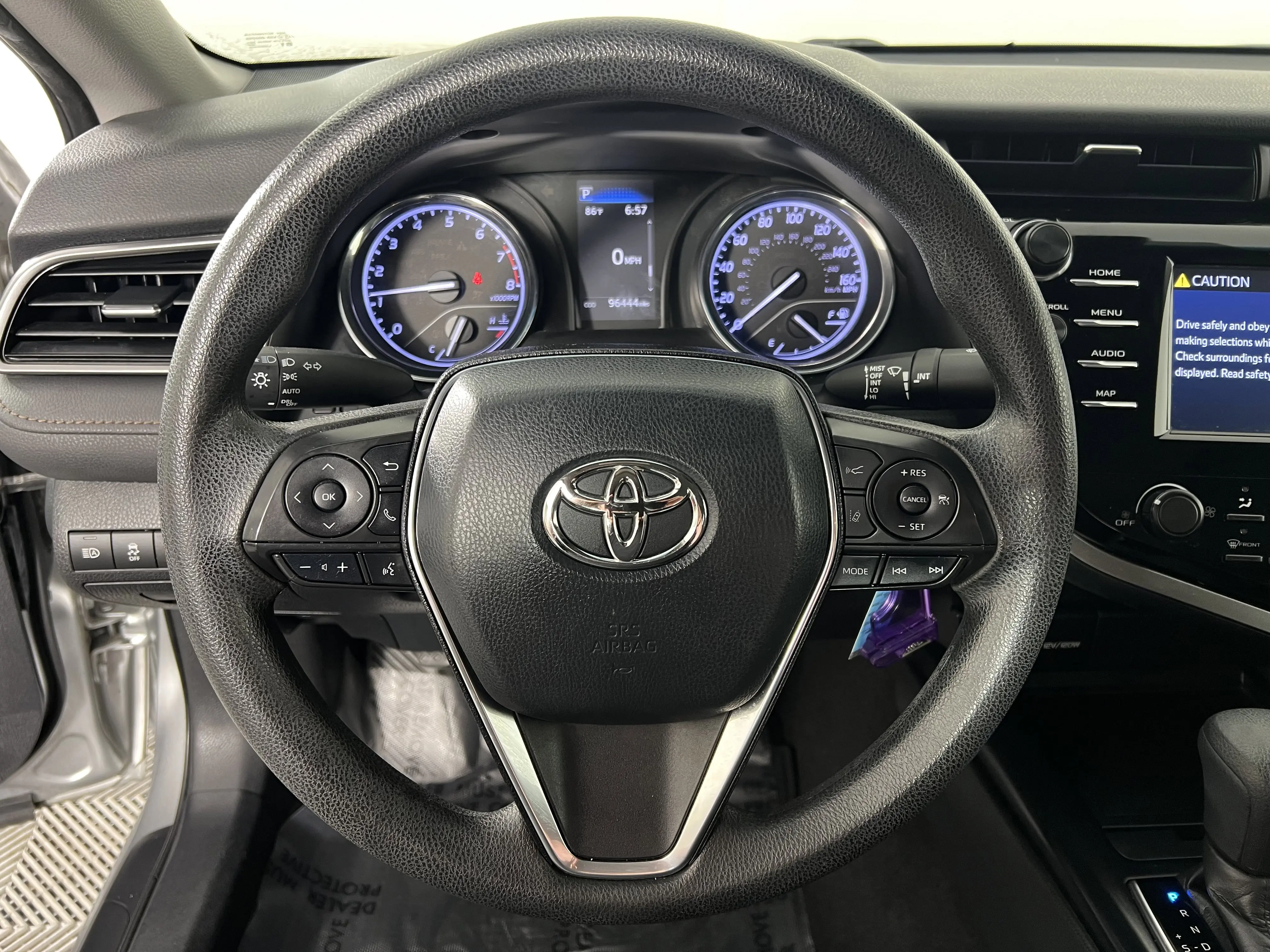 2019 Toyota Camry LE photo 22