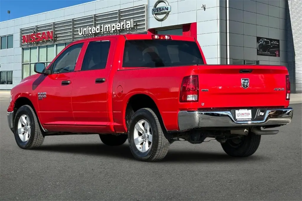 2022 Ram 1500 Classic SLT photo 6