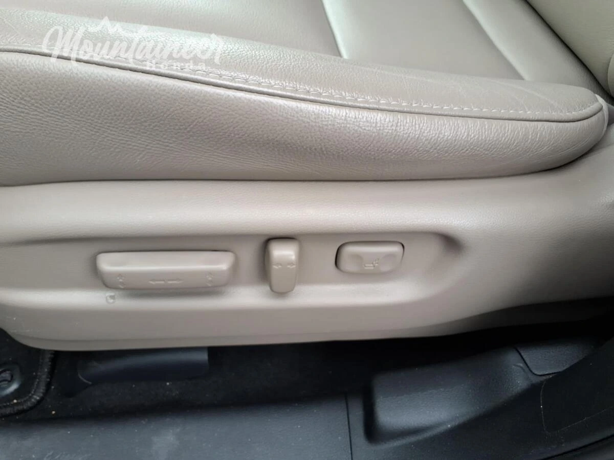 2022 Honda Pilot SE - Photo 32