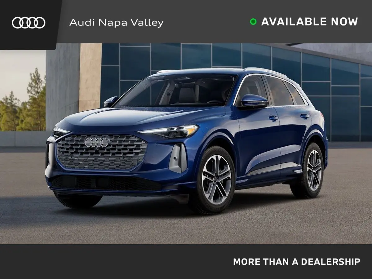 2025 Audi New Q5 Premium Plus's photo