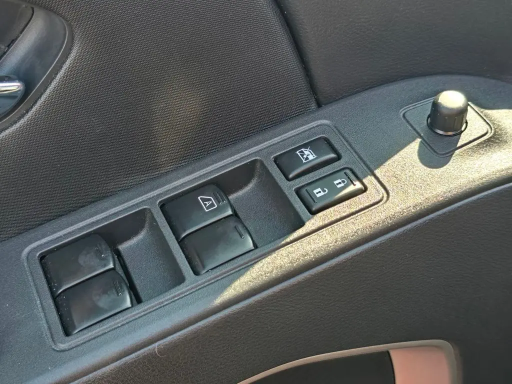 2023 Nissan Frontier SV photo 21