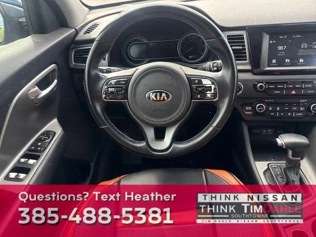 2018 Kia Niro FE LX photo 12