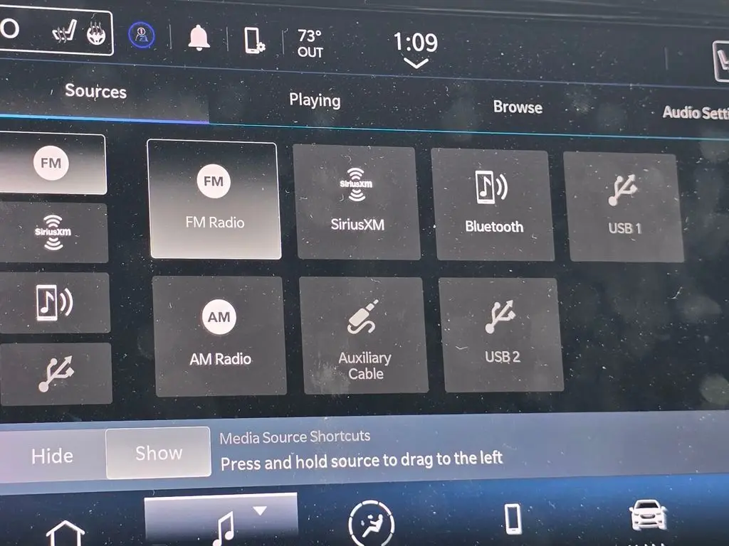 2022 Chrysler Pacifica Touring L photo 3