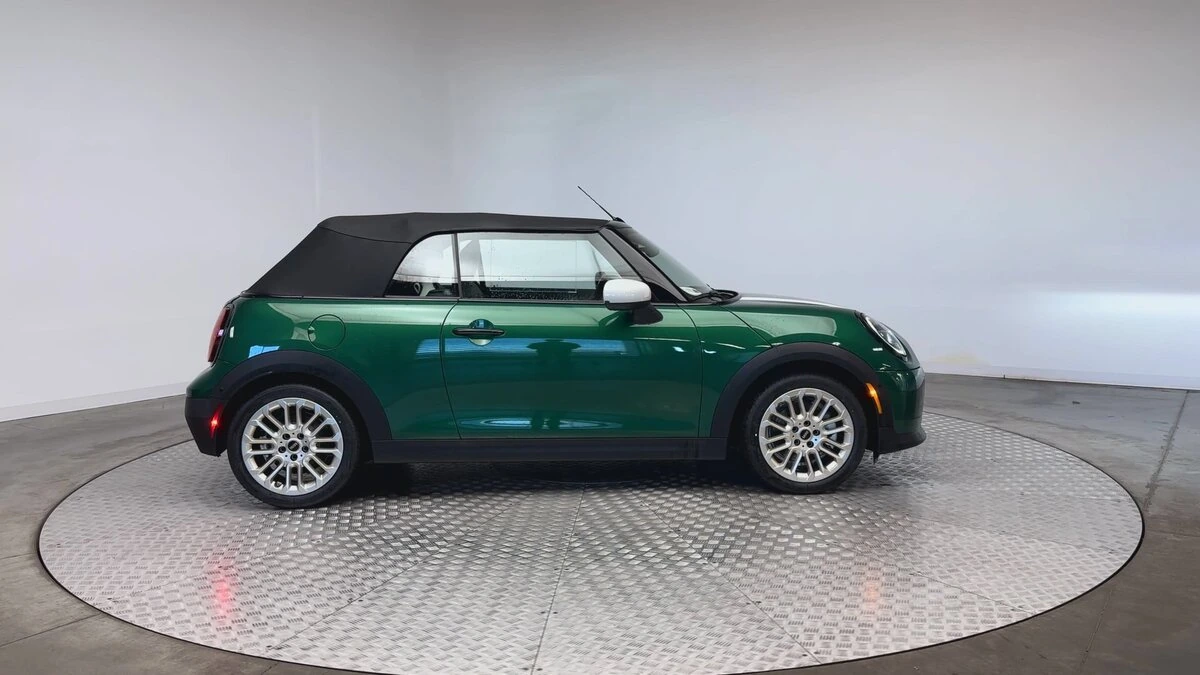 2026 MINI Convertible Base - Photo 9