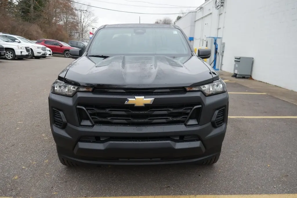 2026 Chevrolet Colorado Work Truck photo 3