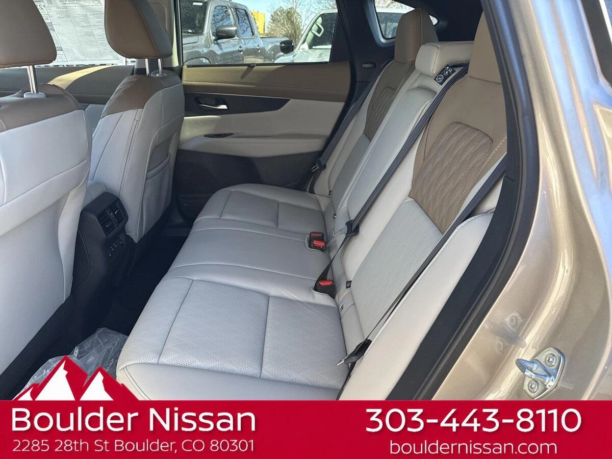 2026 Nissan Murano Platinum - Photo 13