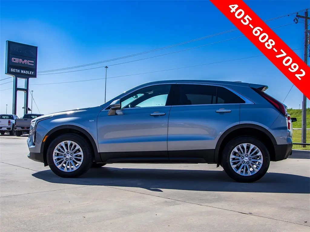 2024 Cadillac XT4 Luxury photo 5