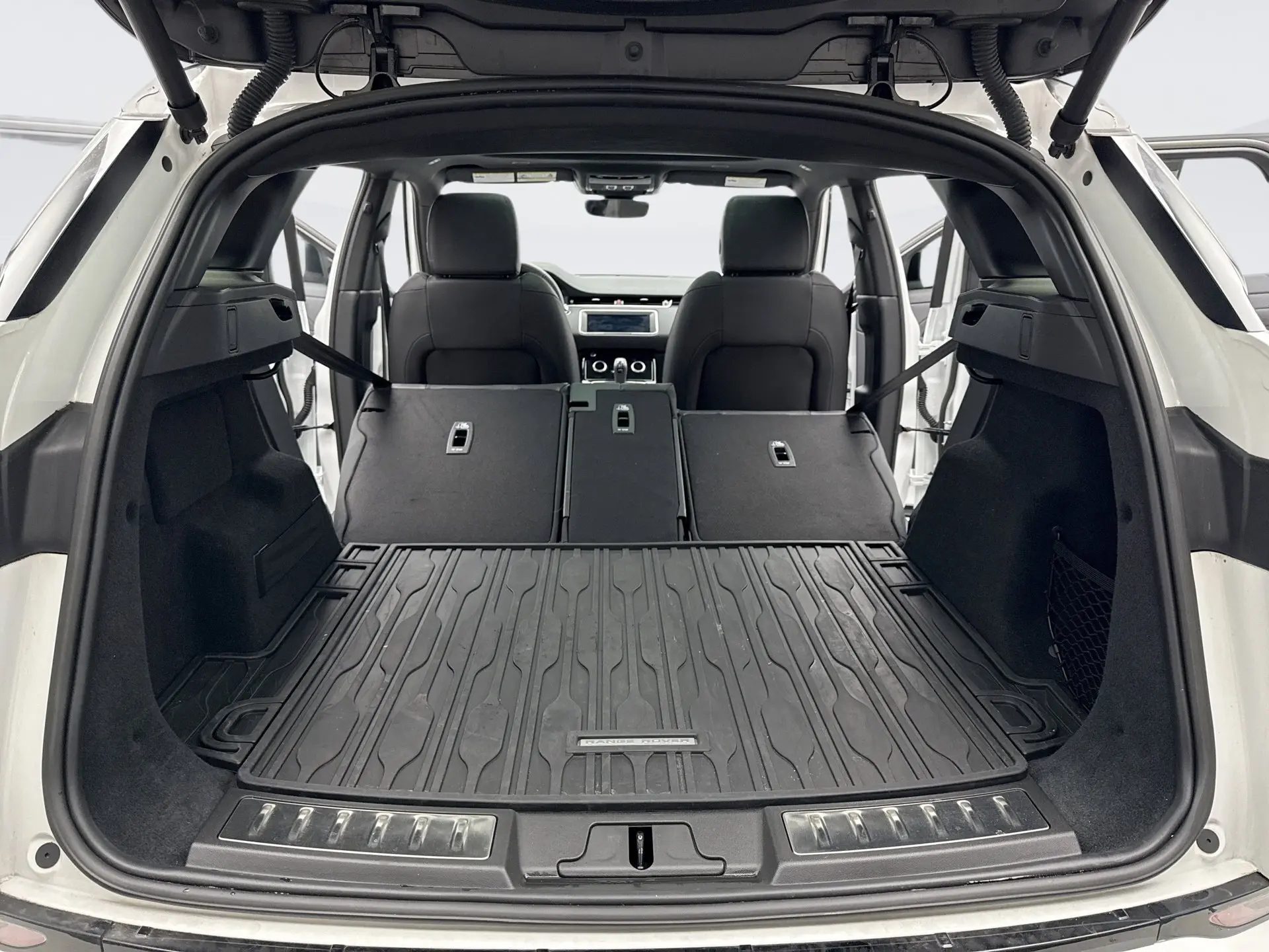 2023 Land Rover Range Rover Evoque R-Dynamic S photo 21