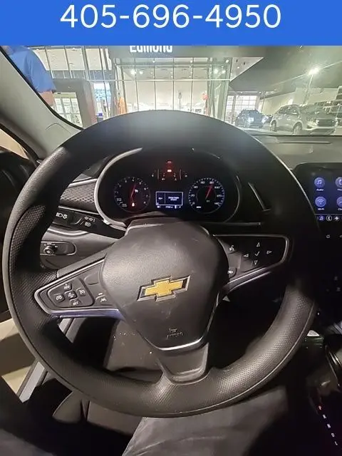 2023 Chevrolet Malibu 1LT photo 4