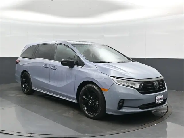 2023 Honda Odyssey Sport photo 4