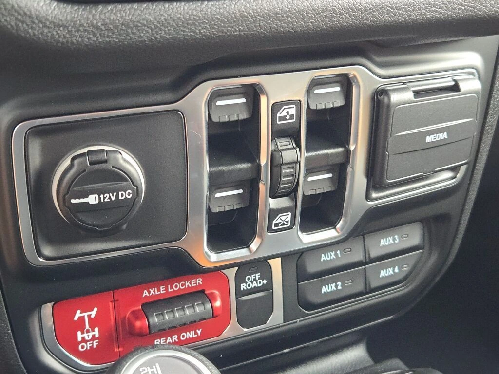 2026 Jeep Wrangler 4-Door Willys - Photo 24