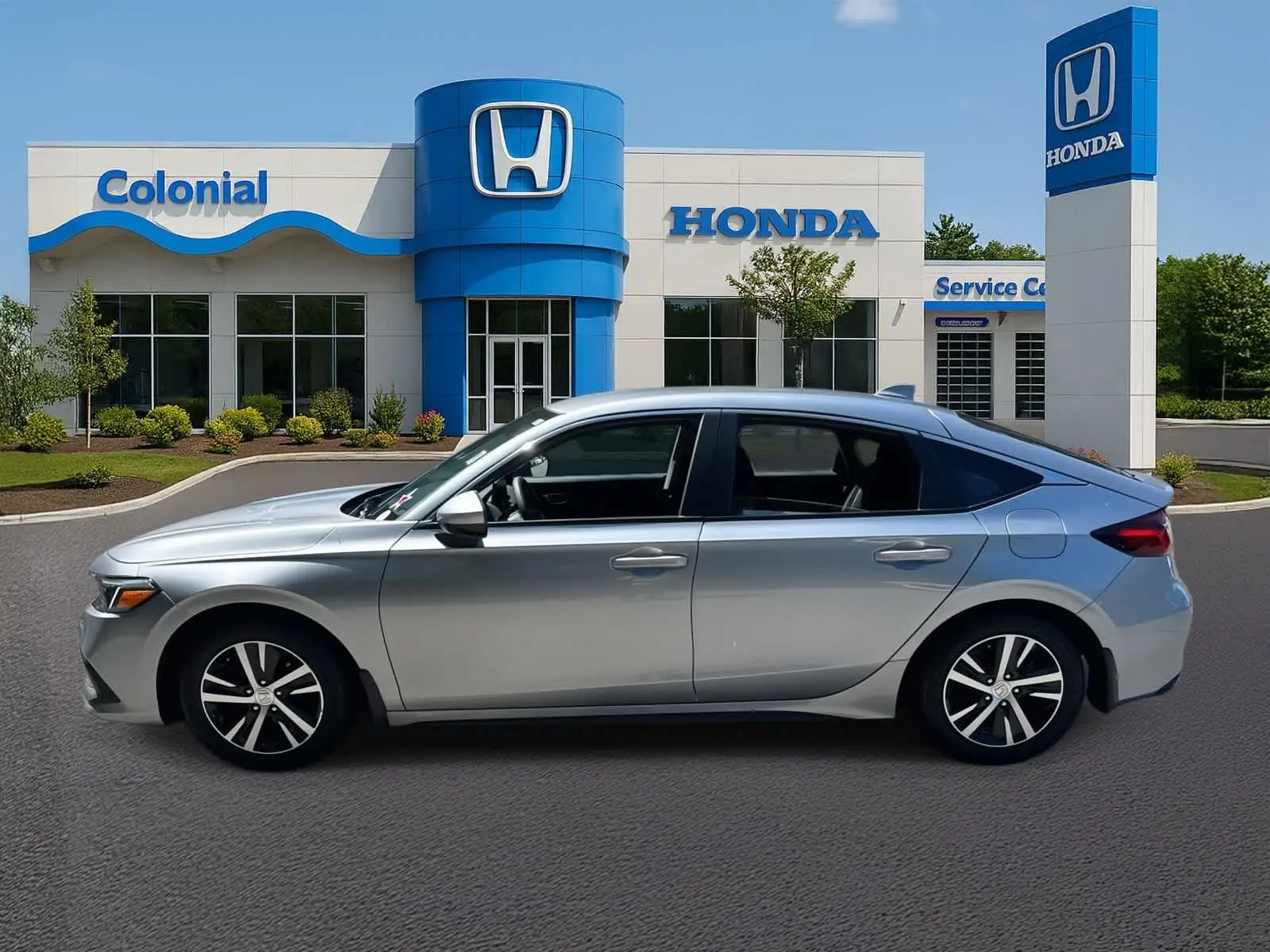 2024 Honda Civic Hatchback LX photo 3