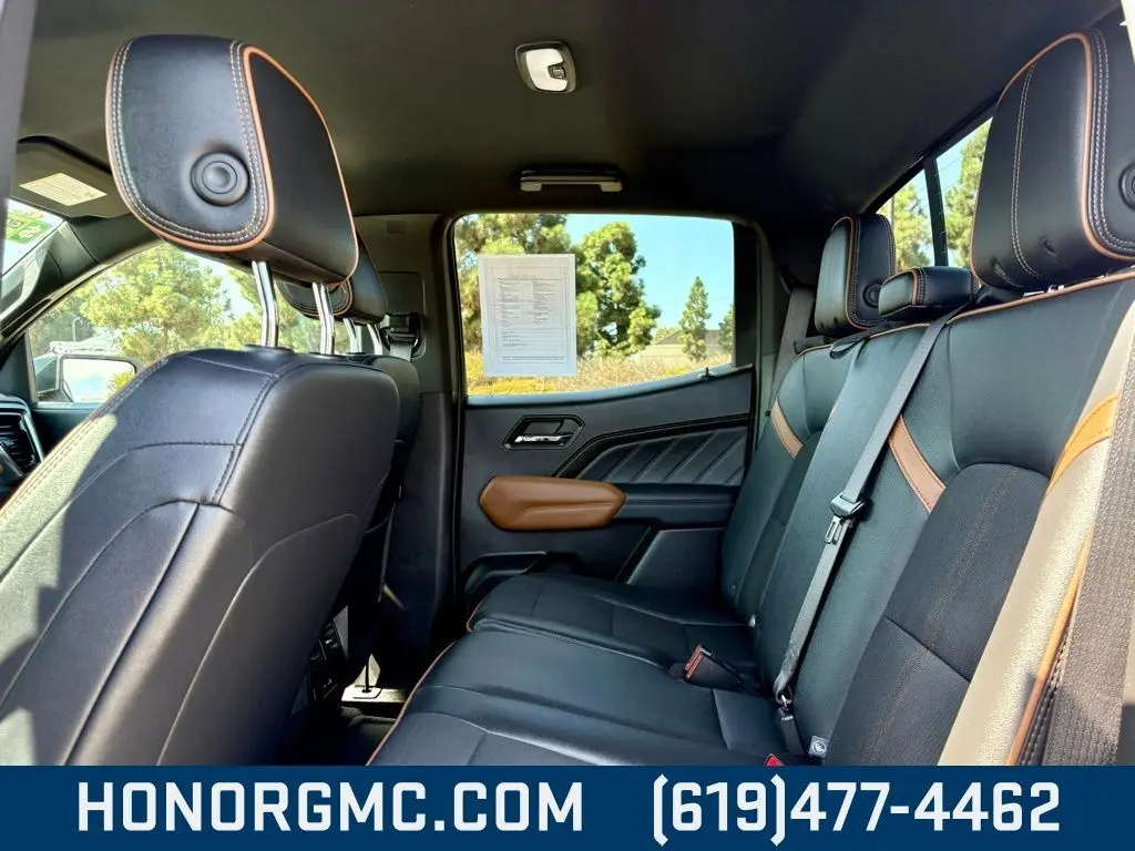 2024 Gmc Canyon AT4 photo 16