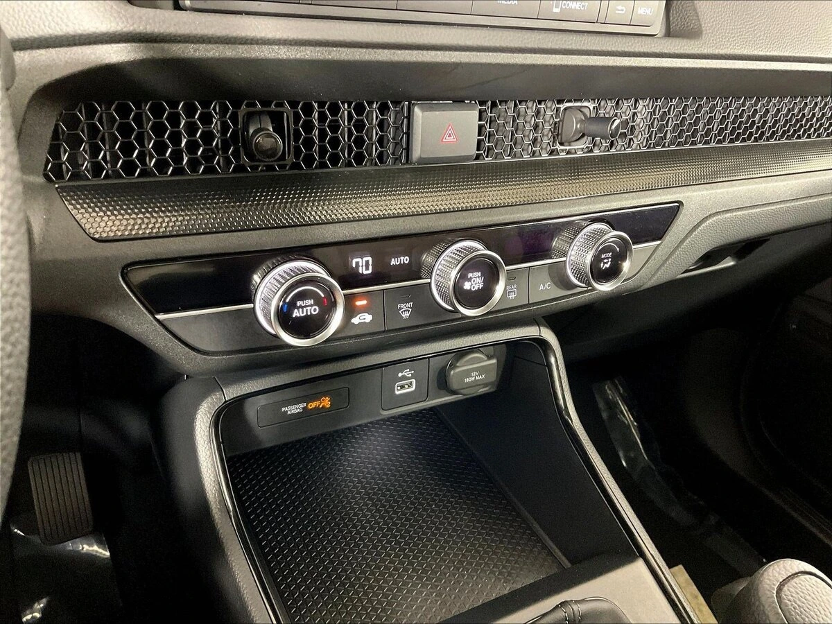 2025 Honda CR-V LX - Photo 15