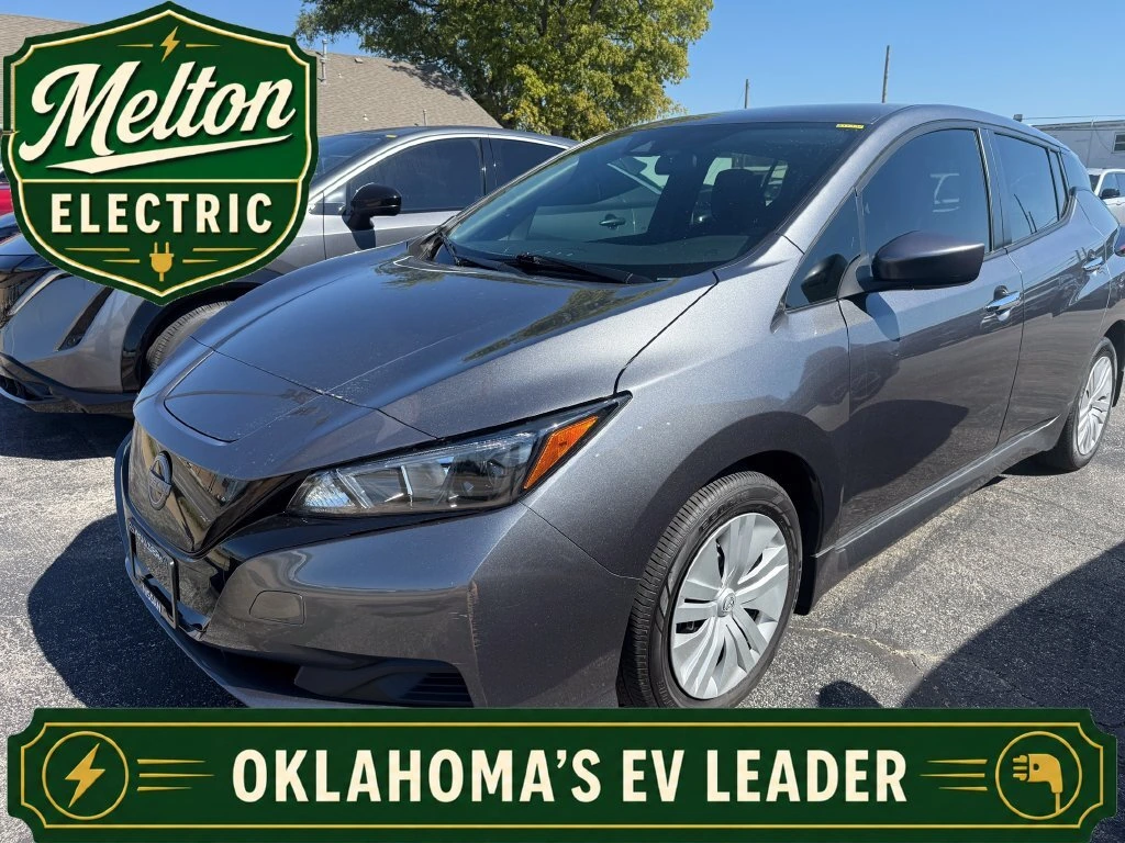 2025 Nissan Leaf S