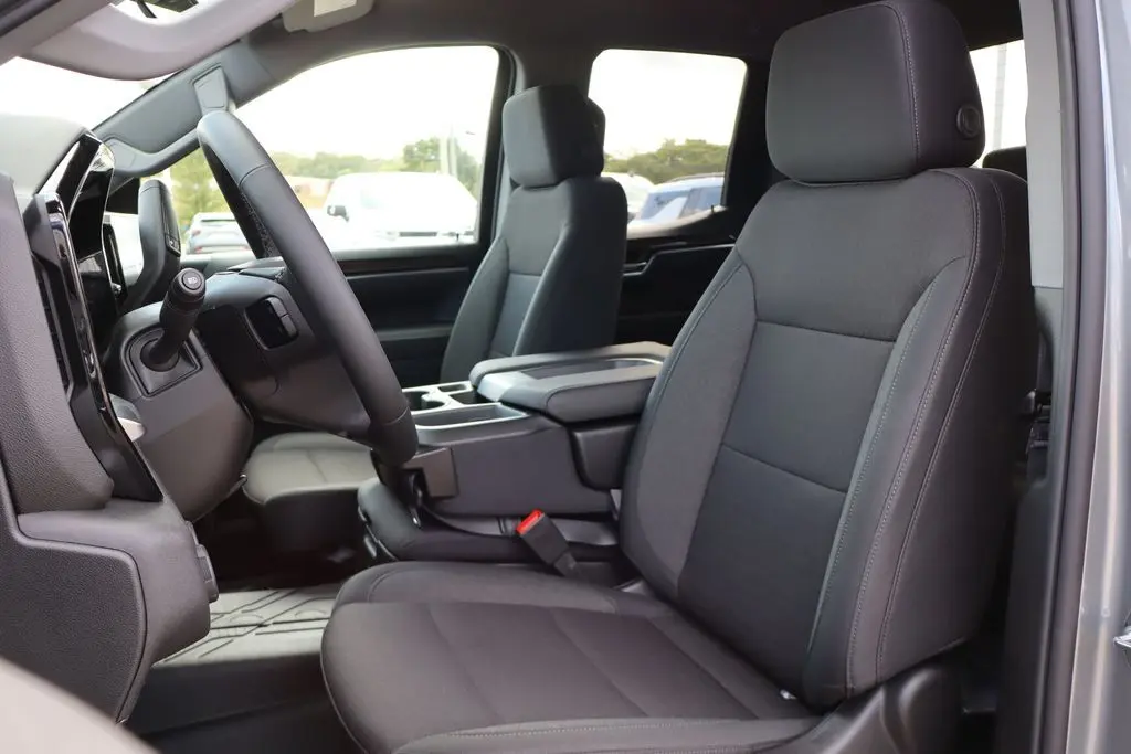 2026 Chevrolet Silverado 1500 RST photo 11