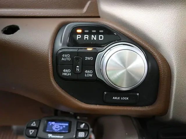 2019 Ram 1500 Laramie photo 28