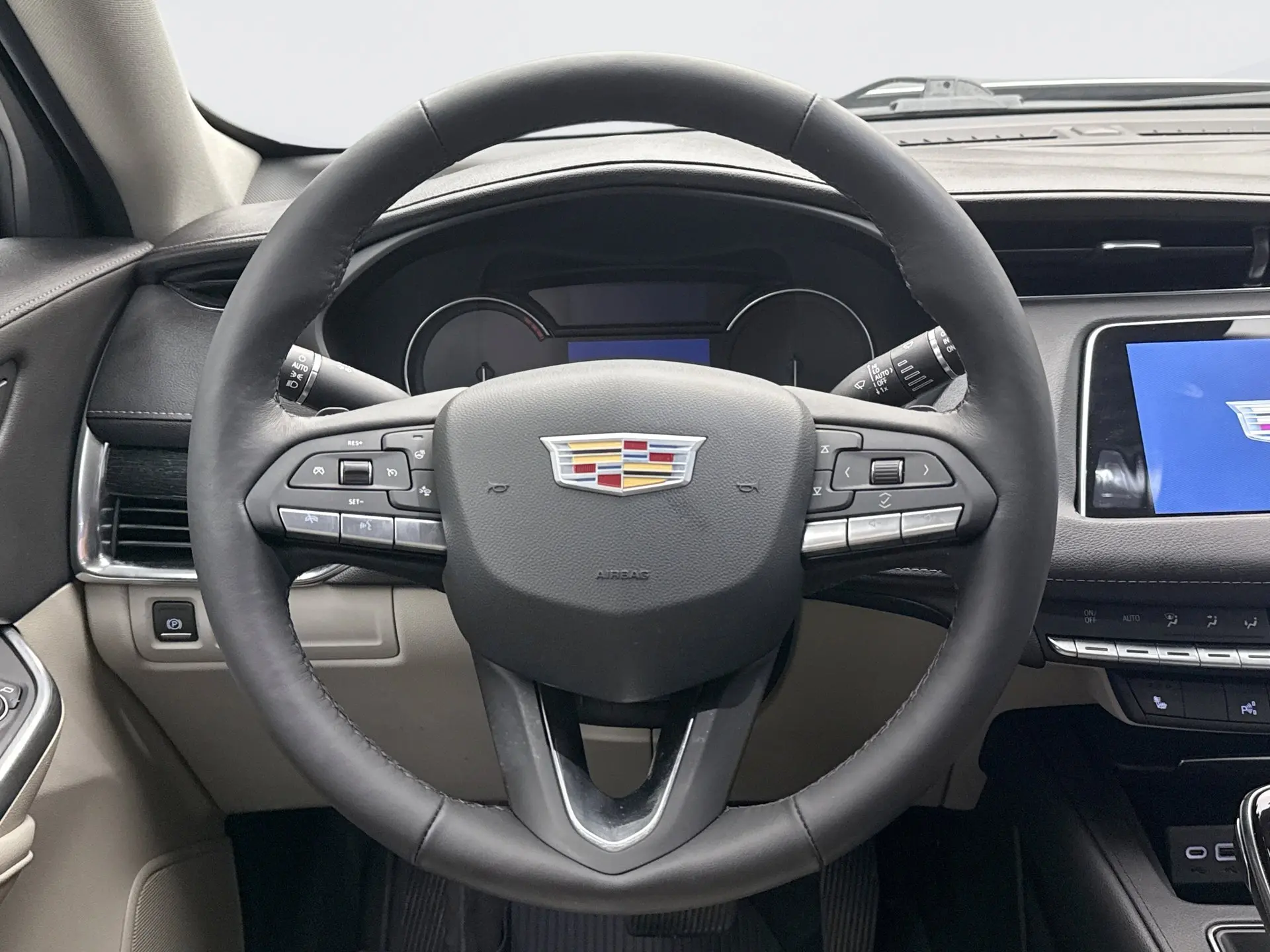 2022 Cadillac XT4 Premium Luxury photo 12