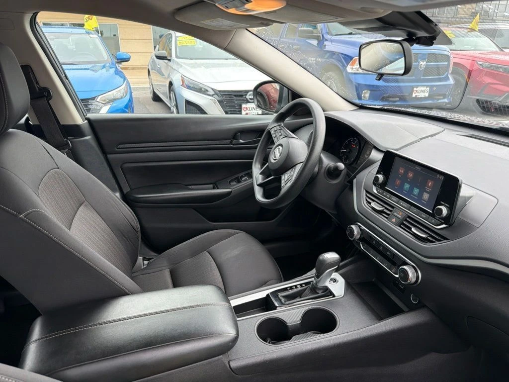 2024 Nissan Altima S - Photo 13