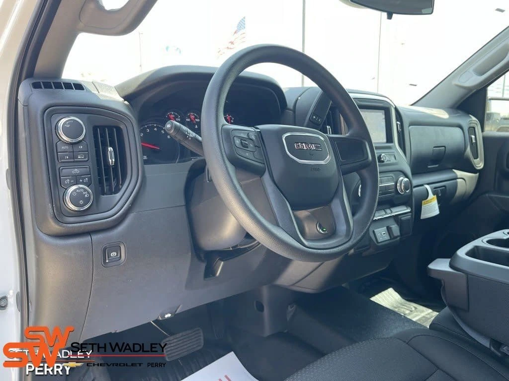 2025 GMC Sierra 1500 Pro - Photo 10