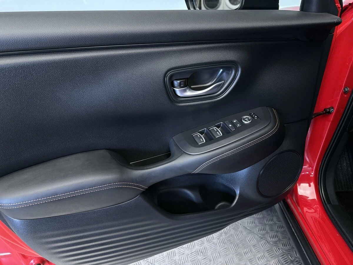 2025 Honda HR-V Sport - Photo 15