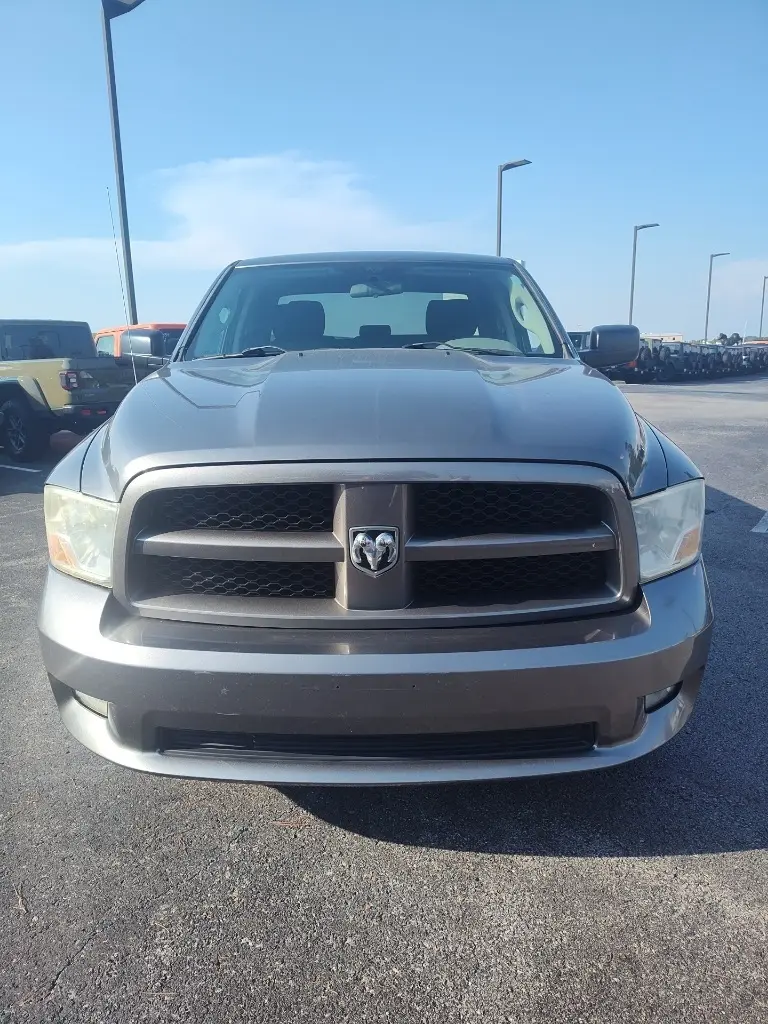 2012 Ram 1500 Express photo 2