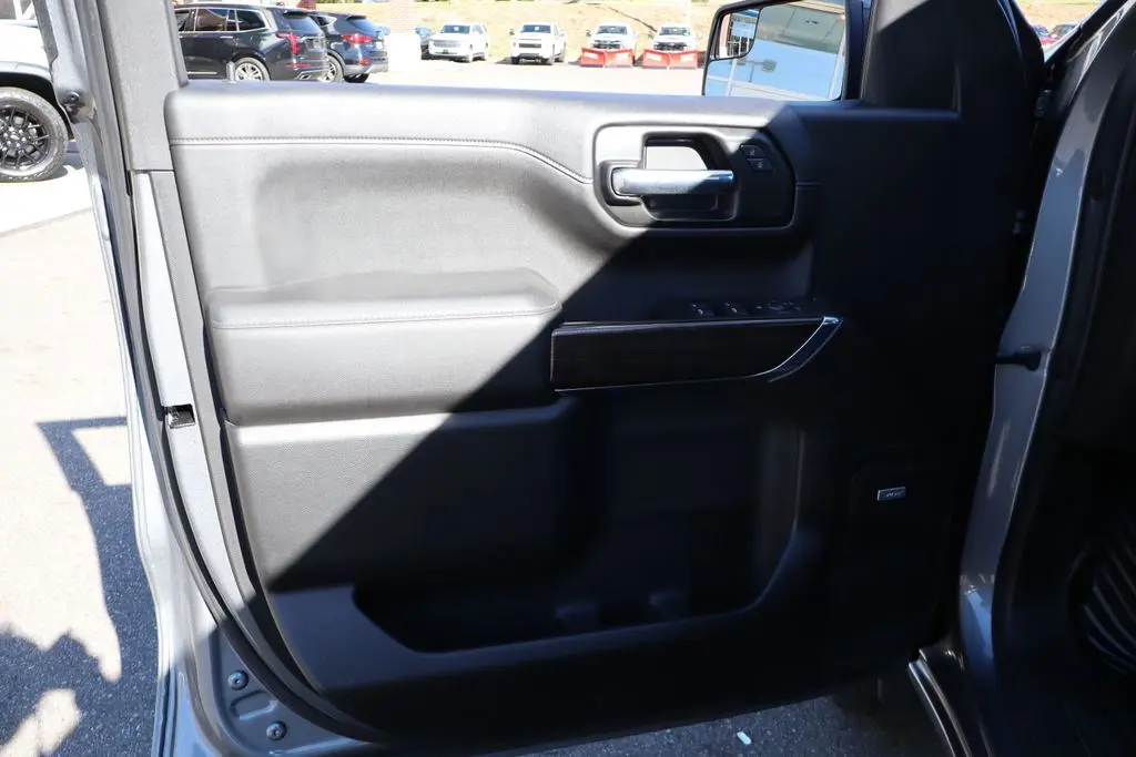 2021 Chevrolet Silverado Trail Boss LT photo 8