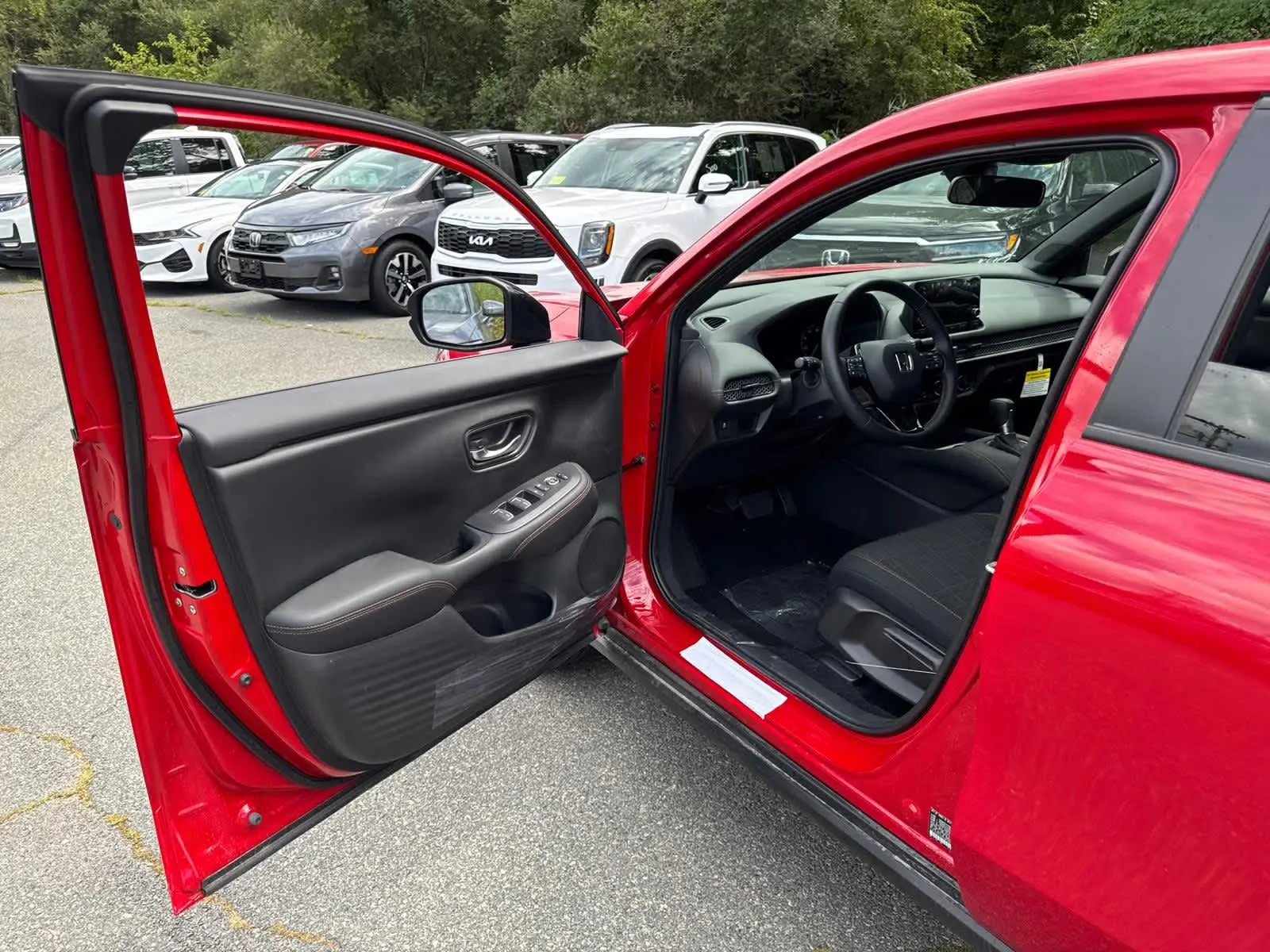 2025 Honda HR-V Sport photo 11