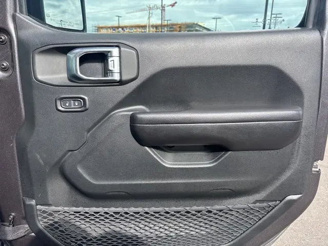 2019 Jeep Wrangler Unlimited Sport S photo 7