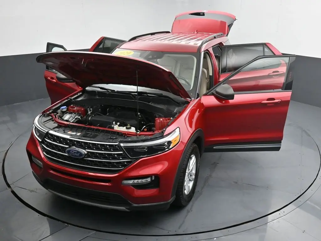 2020 Ford Explorer XLT photo 53