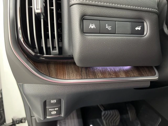 2026 Nissan Armada SL - Photo 30