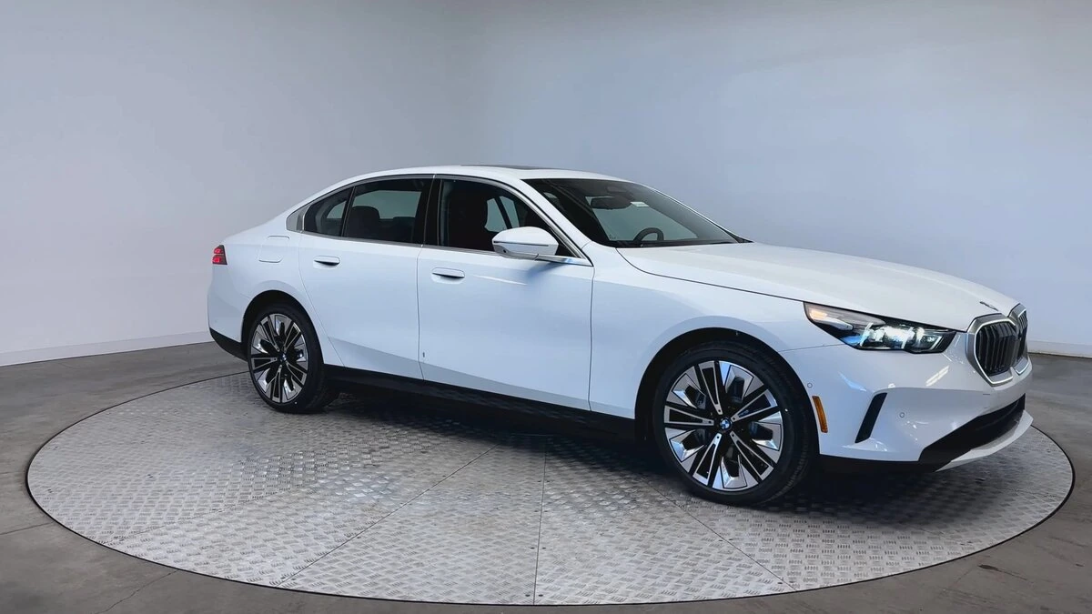 Used 2026 BMW i5 40 with VIN WBY33HG09TCX14820 for sale in Highlands Ranch, CO