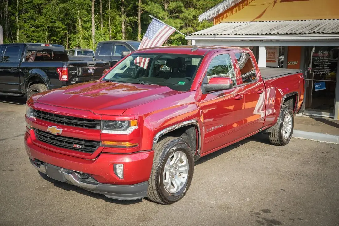 2018 Chevrolet Silverado 1500 Z71 LT photo 6