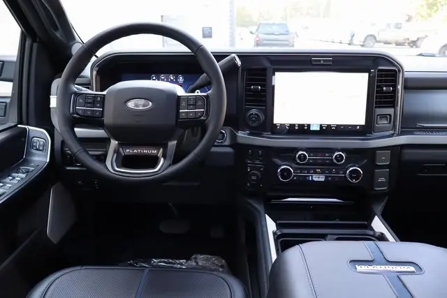 2026 Ford F-350 photo 6