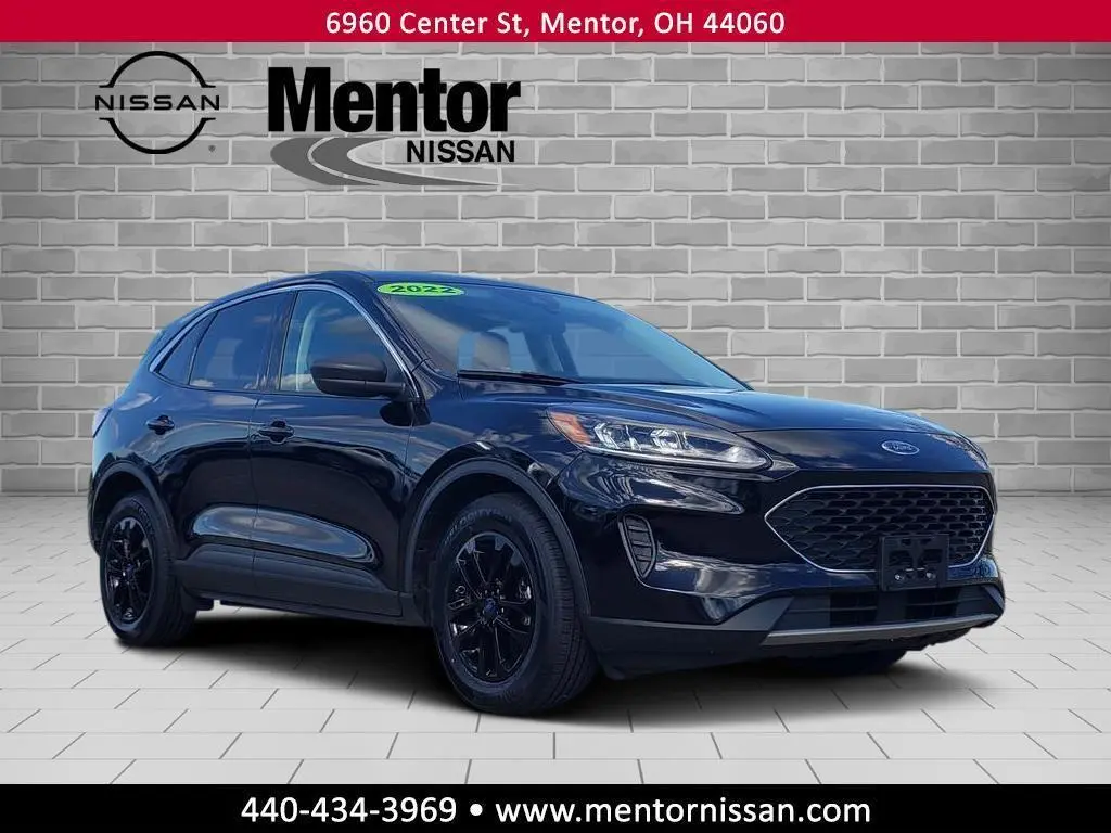 2022 Ford Escape SE's photo