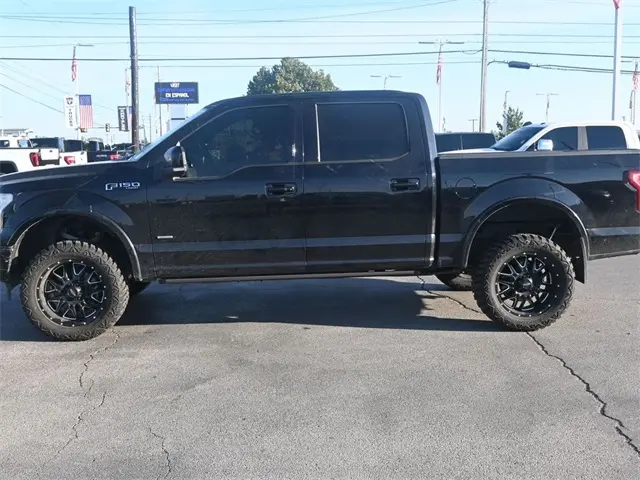 2017 Ford F-150 Lariat photo 4