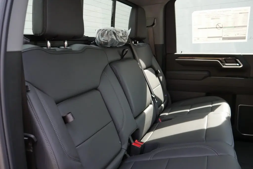 2026 Chevrolet Silverado LTZ photo 25