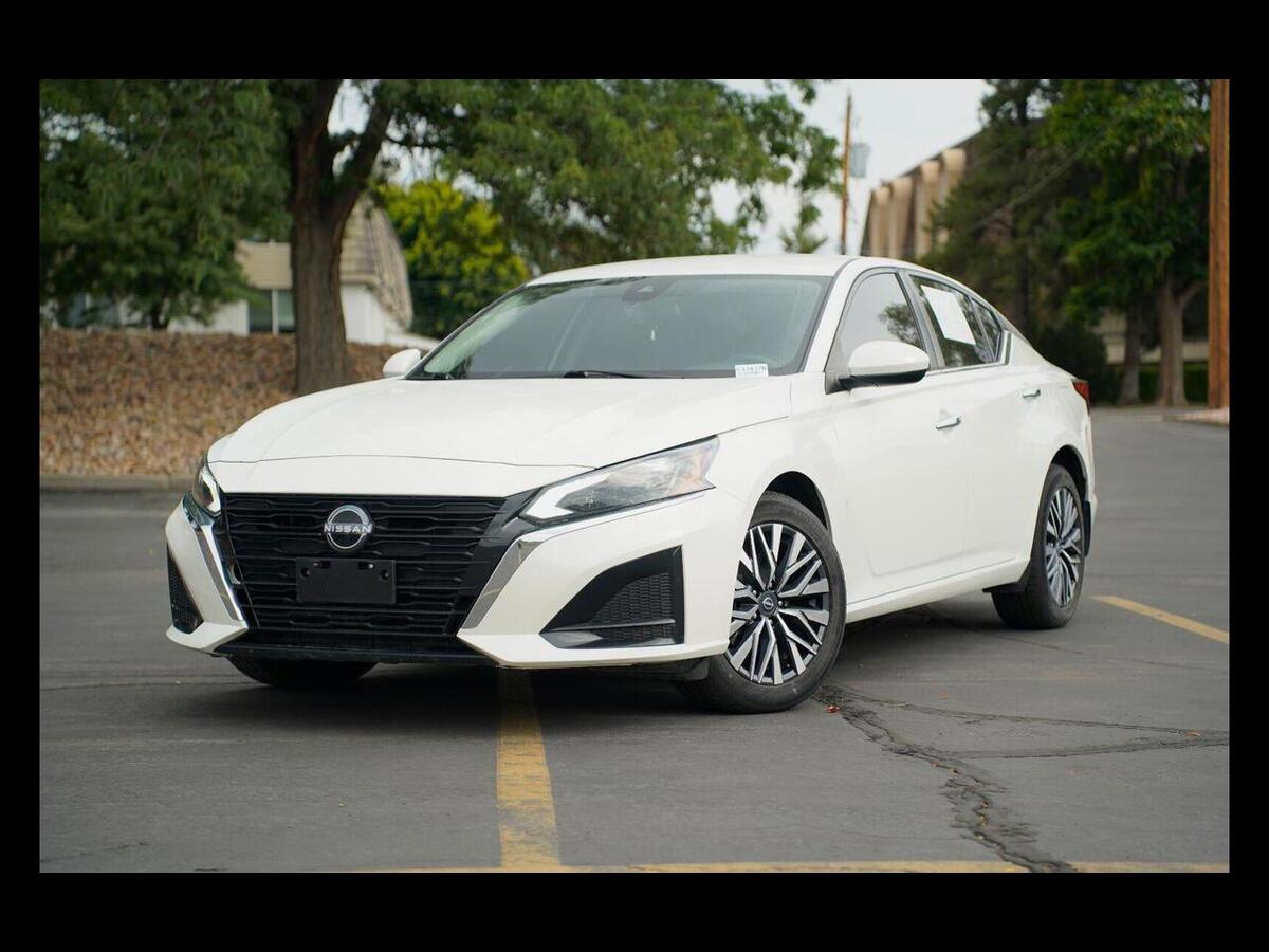 2023 Nissan Altima 2.5 SV