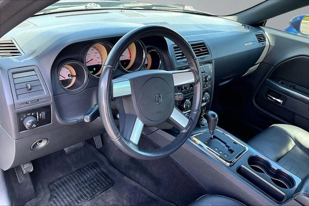 2010 Dodge Challenger R/T - Photo 14