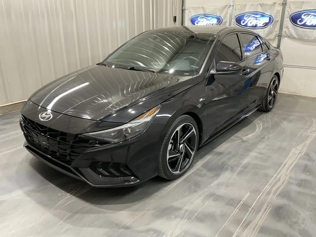 2023 Hyundai Elantra N Line photo 3