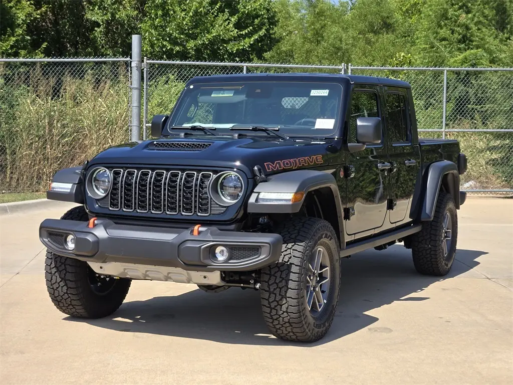 2025 Jeep Gladiator Mojave photo 2
