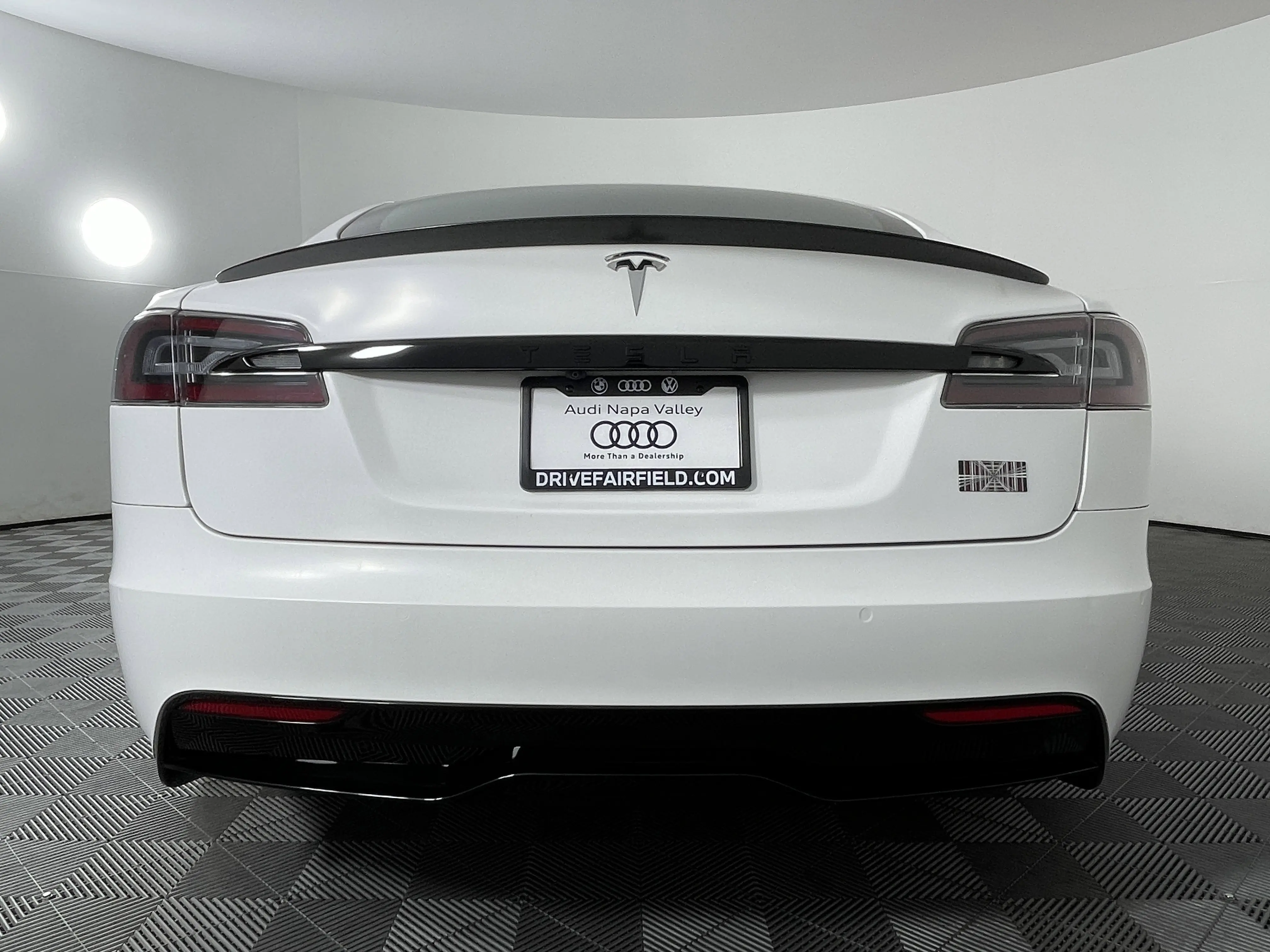 2022 Tesla Model S Plaid AWD photo 11