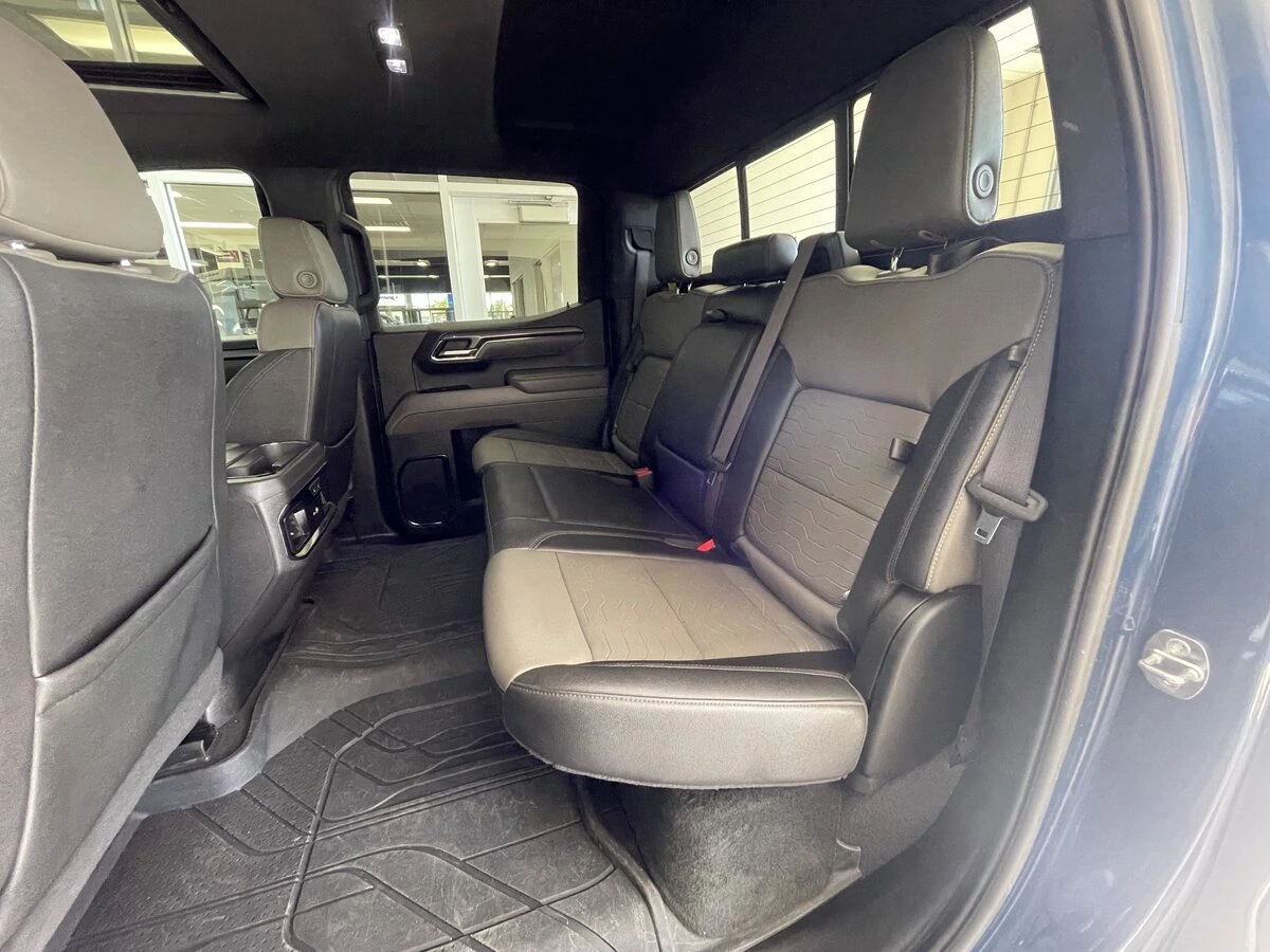 2024 Chevrolet Silverado 1500 ZR2 - Photo 14