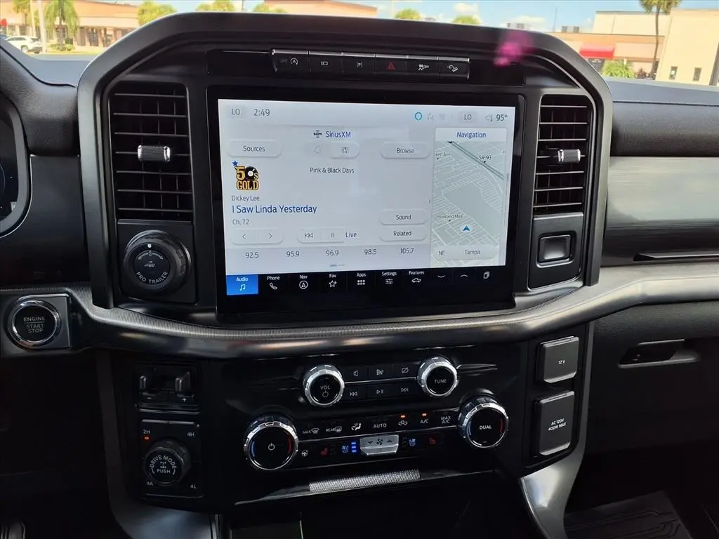 2024 Ford F-150 Lariat photo 26